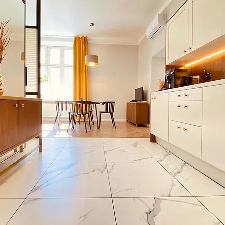 Apartman Faust In The Heart Of Kazimierz By Mint