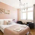 Apartament Faust In The Heart Of Kazimierz By Mint *