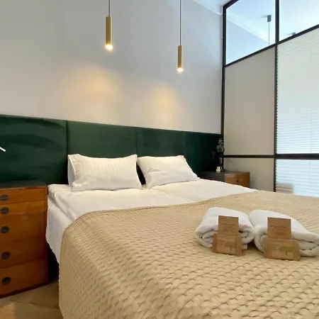 Faust In The Heart Of Kazimierz By Mint Apartamento *